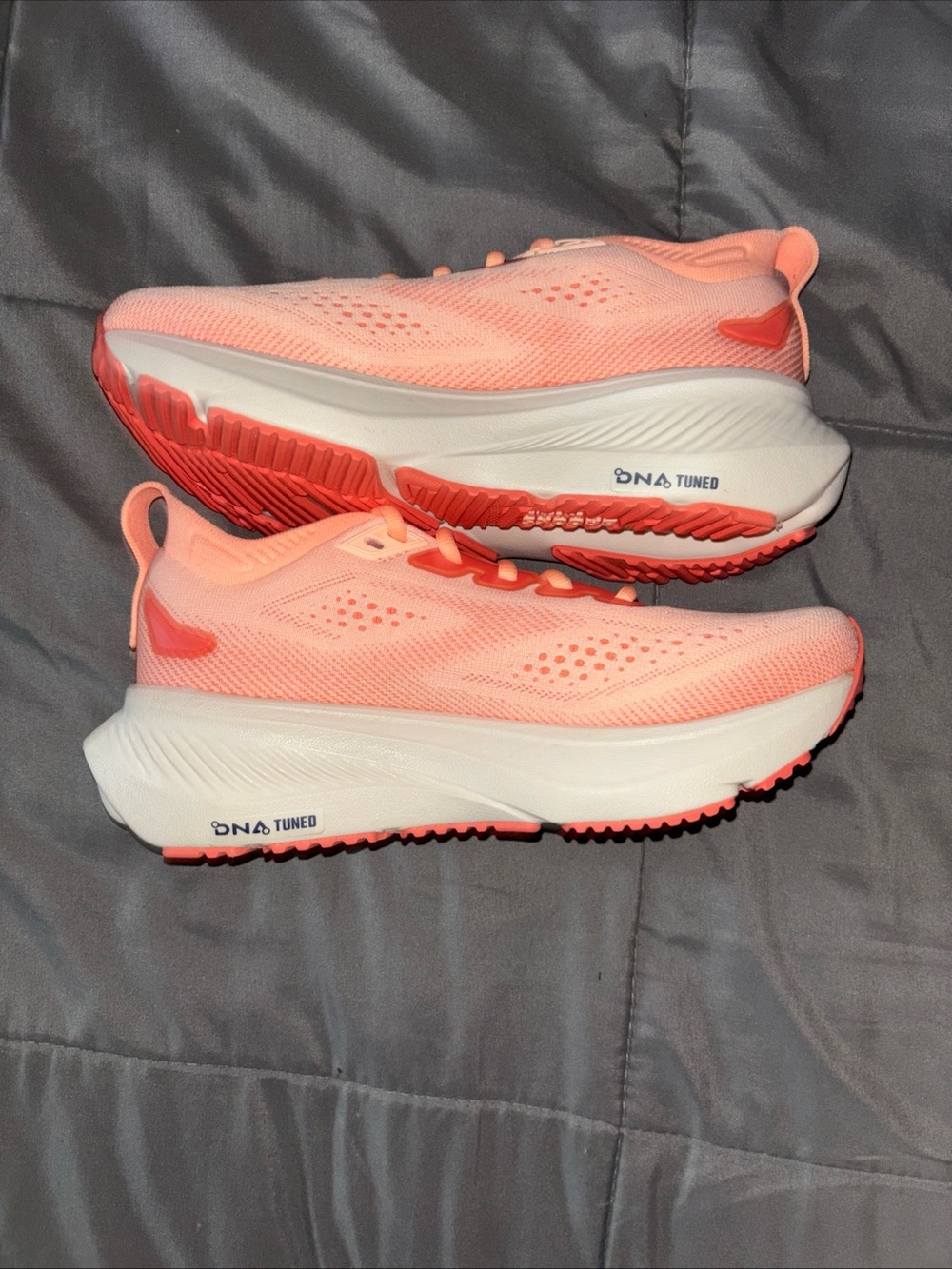 Brooks Women’s Running Shoes - Coral/Pink Glycerin 23 size 5.5 - Picture 2 of 7